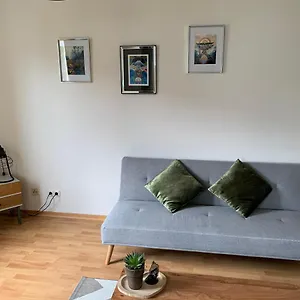 Live Easy With Balcony,netflix, Quiet, Close To Football Stadium, Direct Train Connection, Espresso Maker , Leipzig Deutschland